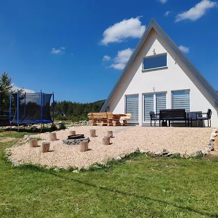 شاليه Madalina Blidinje *