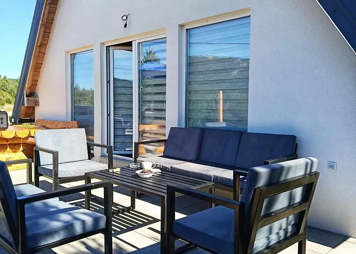 شاليه Madalina Blidinje *