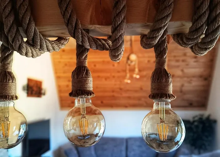 Madalina Blidinje شاليه